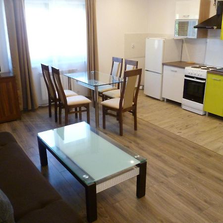 Klimatyczny Domek - Apartamenty & Noclegi Slawecin Extérieur photo