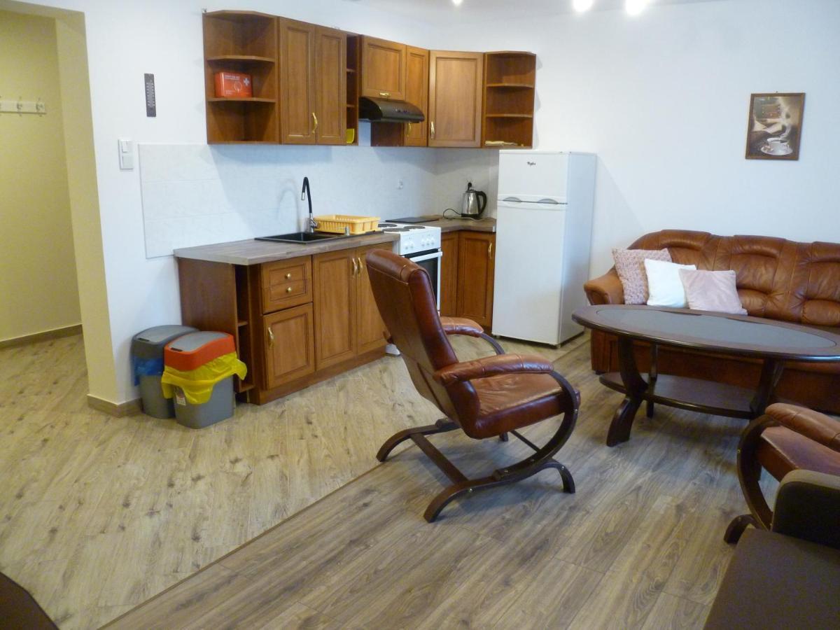 Klimatyczny Domek - Apartamenty & Noclegi Slawecin Extérieur photo