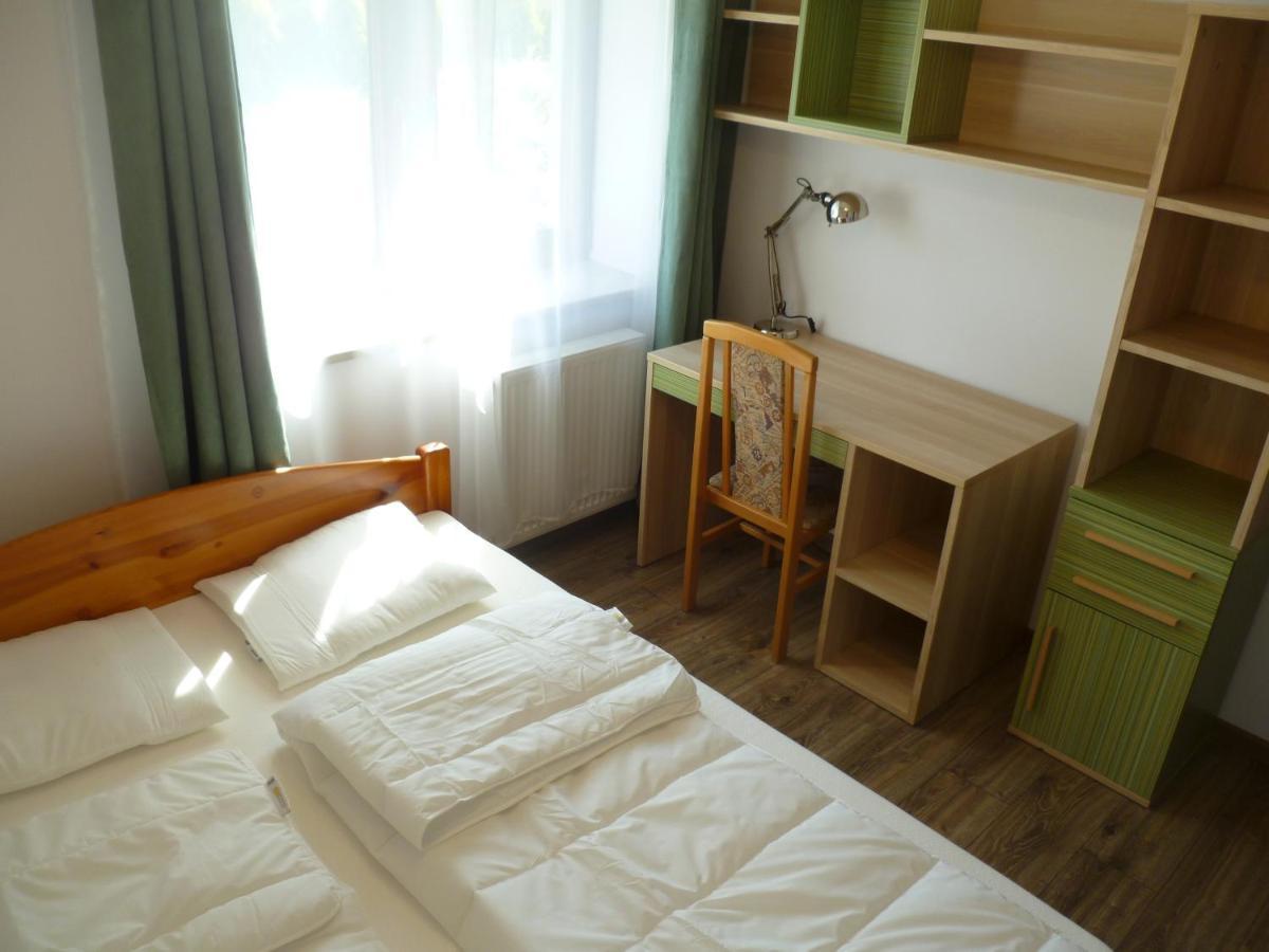 Klimatyczny Domek - Apartamenty & Noclegi Slawecin Extérieur photo