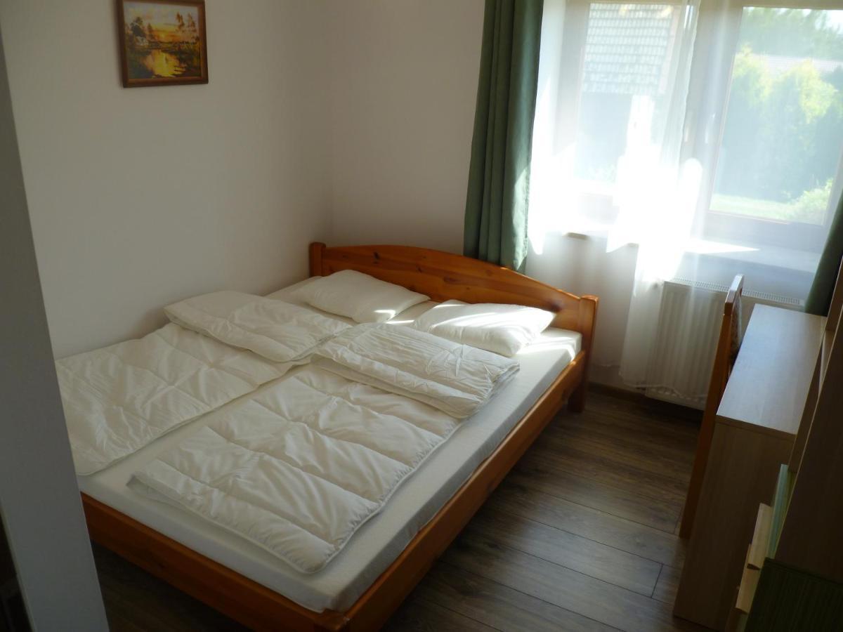 Klimatyczny Domek - Apartamenty & Noclegi Slawecin Extérieur photo