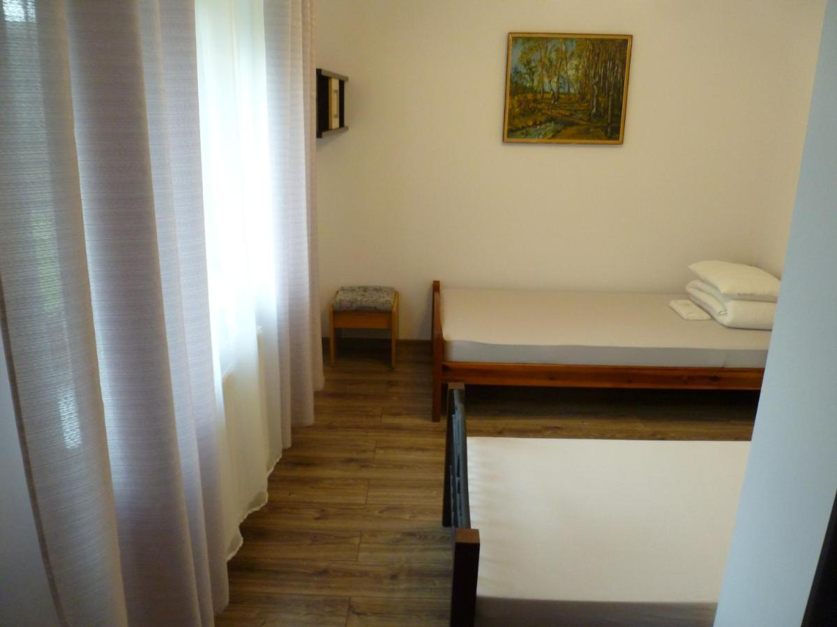 Klimatyczny Domek - Apartamenty & Noclegi Slawecin Extérieur photo